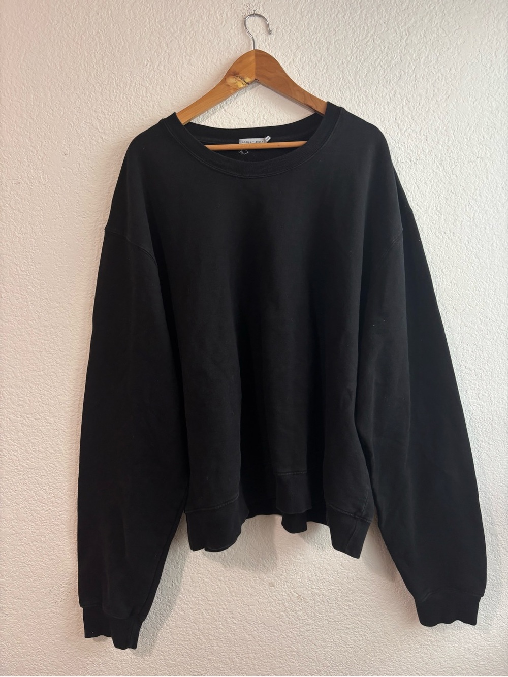 Good American Black Sweatshirt Top Size 7 4XL
